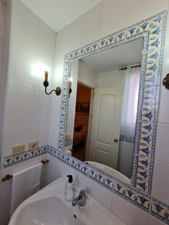 Casa Camino Del Agua Villa Castilleja de la Cuesta Ngoại thất bức ảnh